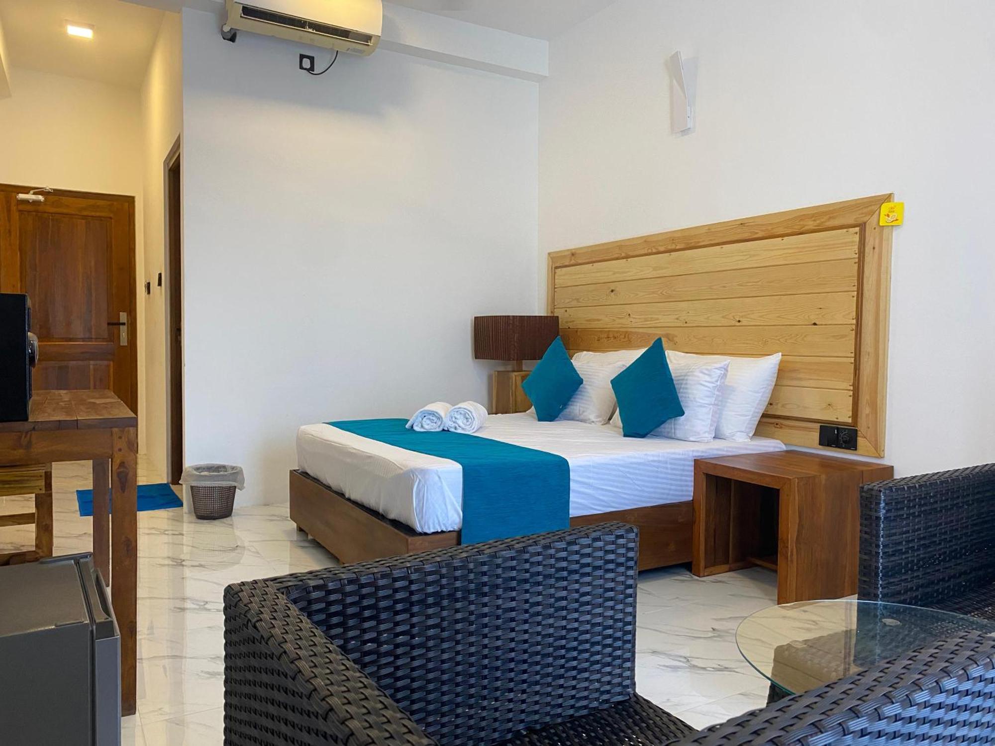 Trinco Beach Resort Trincomalee Exterior photo